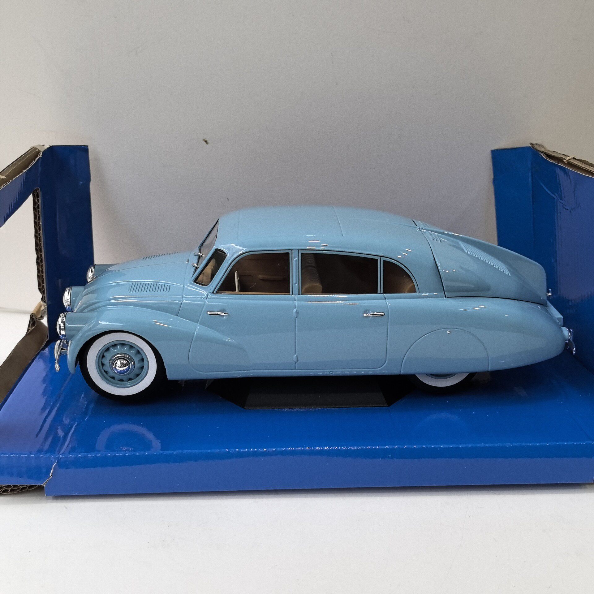 MCG Diecast 1/18 Ölçekli TATRA - Vintage Collectible Cars incelemesi ve fiyatı